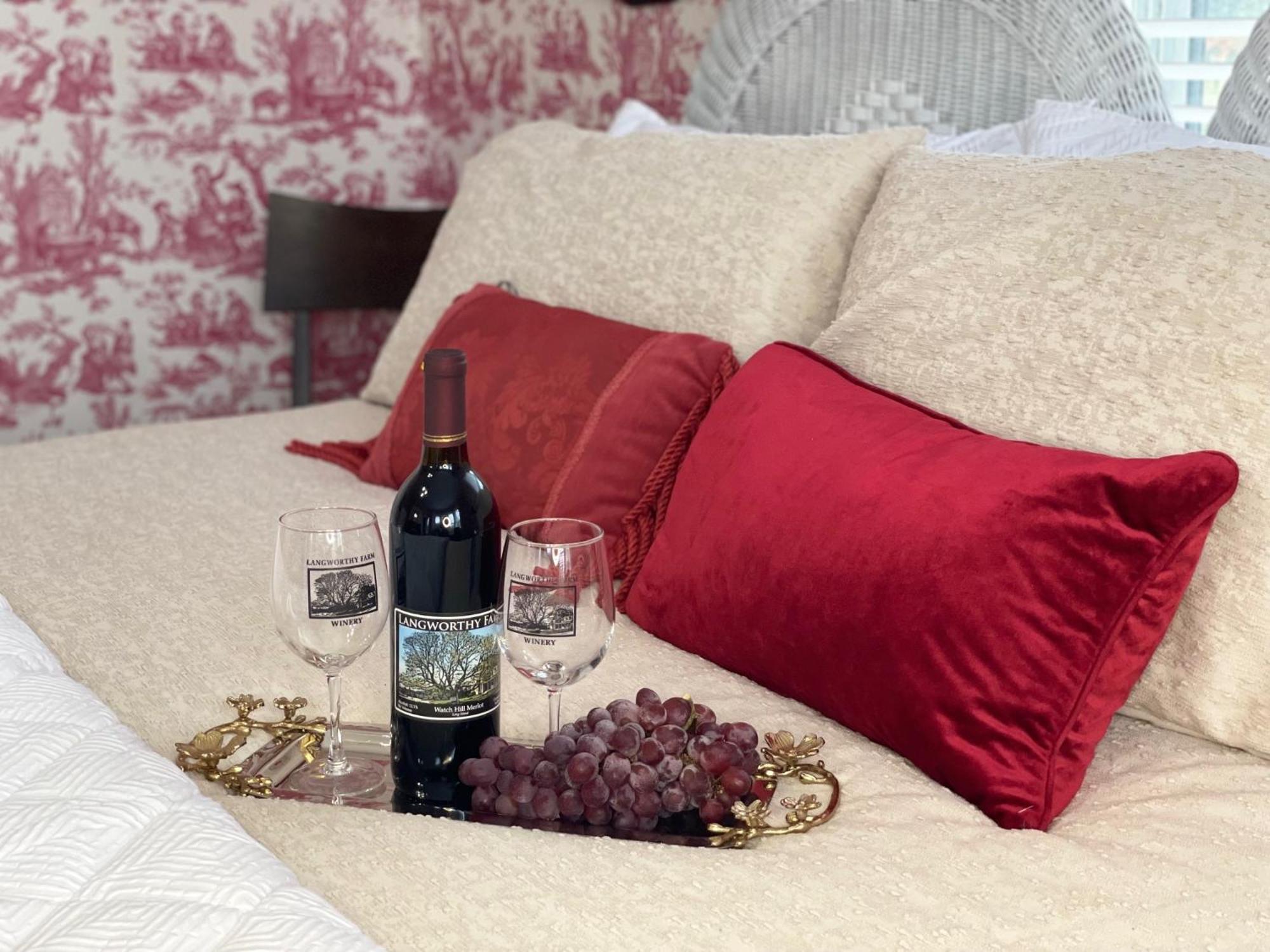 The Langworthy Inn & Winery Westerly Pokoj fotografie